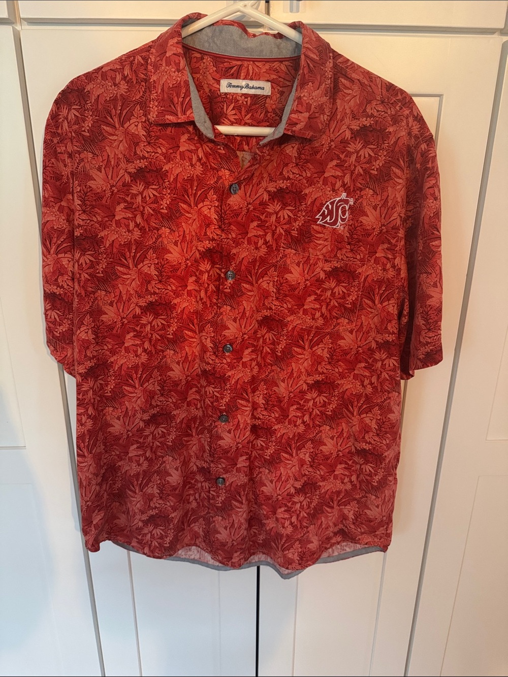 Tommy Bahama Red Tropical Print Short-Sleeve Button-Down Shirt